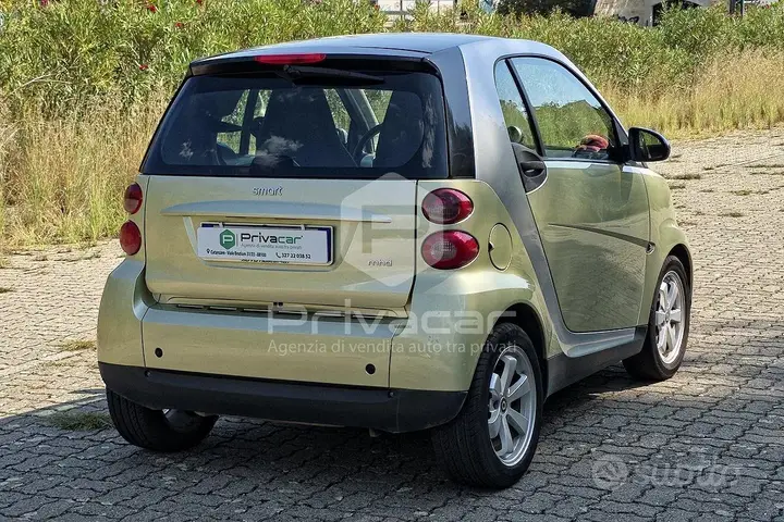 Smart Fortwo 2010 photo 5