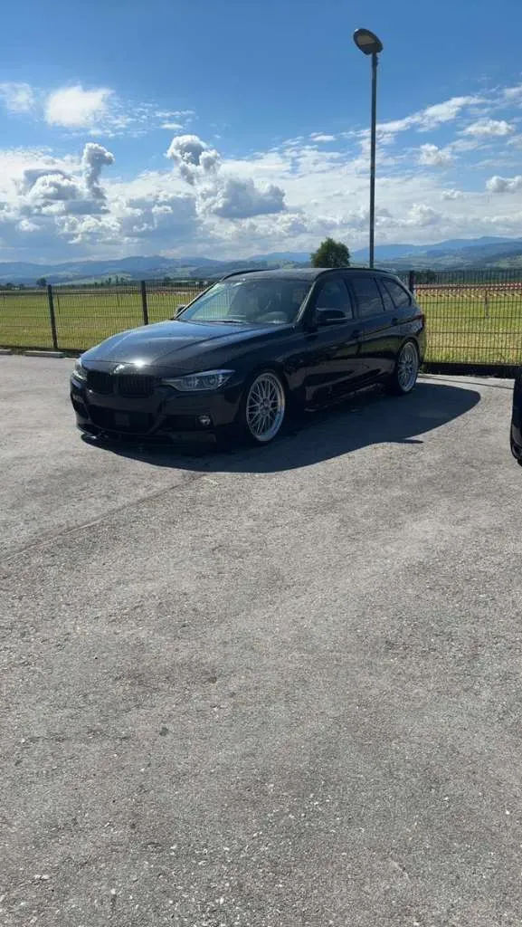 BMW 3 Series 2016 photo 3