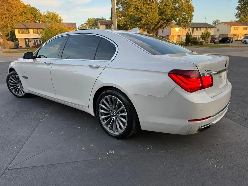 BMW 7 Series 2014 photo 5
