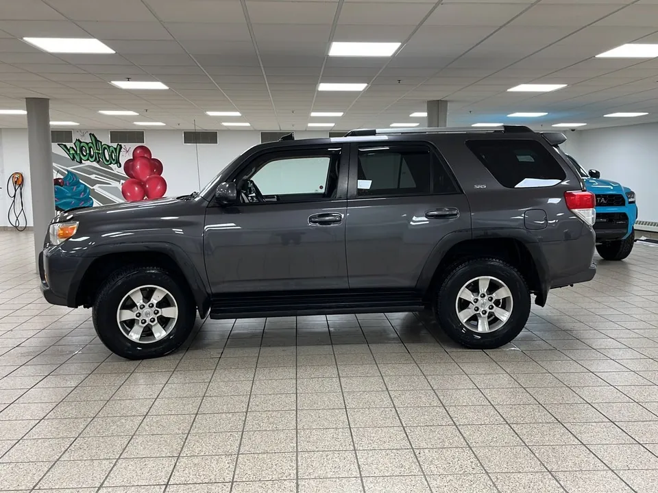 Toyota 4Runner 2010 photo 3