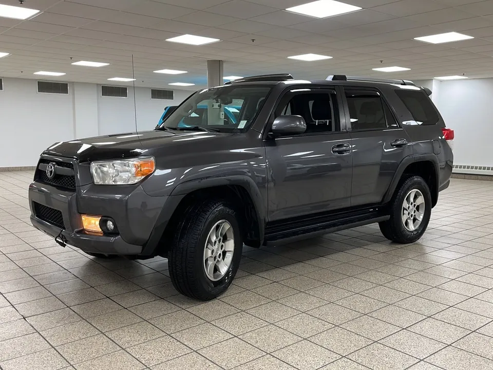 Toyota 4Runner 2010 photo 2