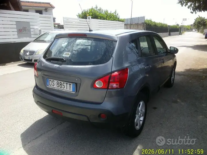 Nissan Qashqai 2009 photo 4