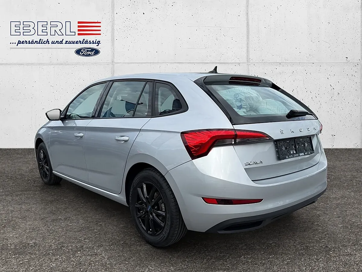 Skoda Scala 2021 photo 3