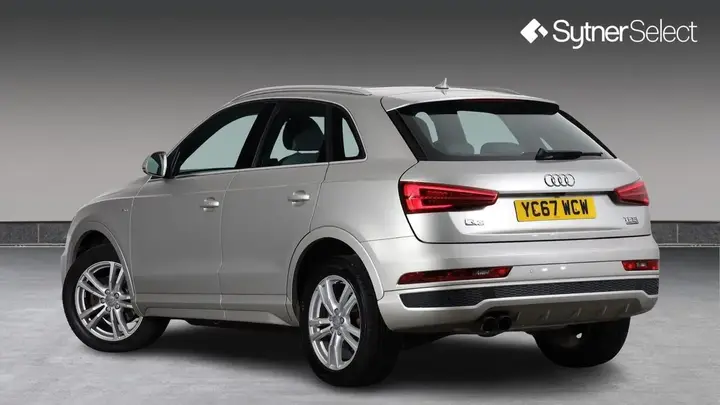 Audi Q3 2017 photo 2
