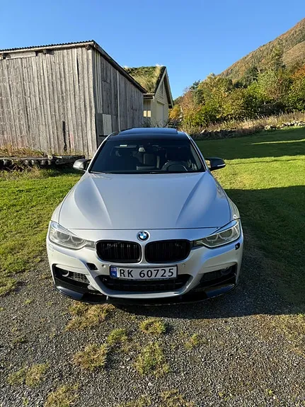 BMW 318D 2012 photo 5