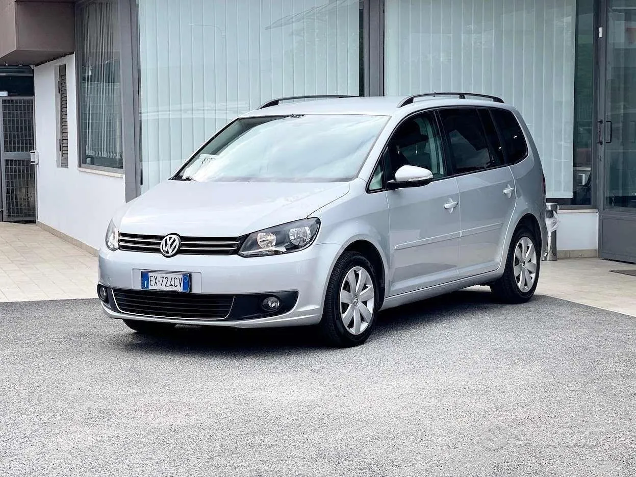 Volkswagen Touran 2014 photo 3