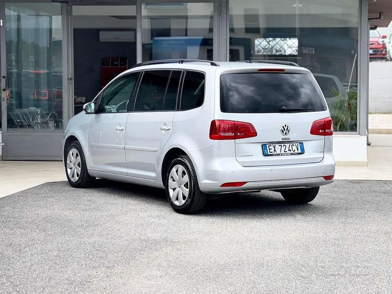 Volkswagen Touran 2014 photo 4
