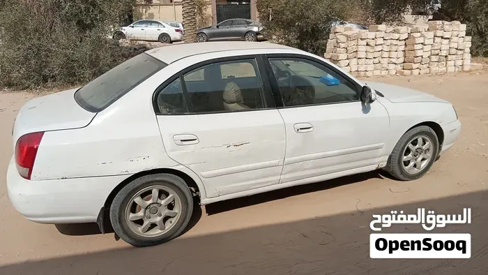 Hyundai Avante 2003 photo 3