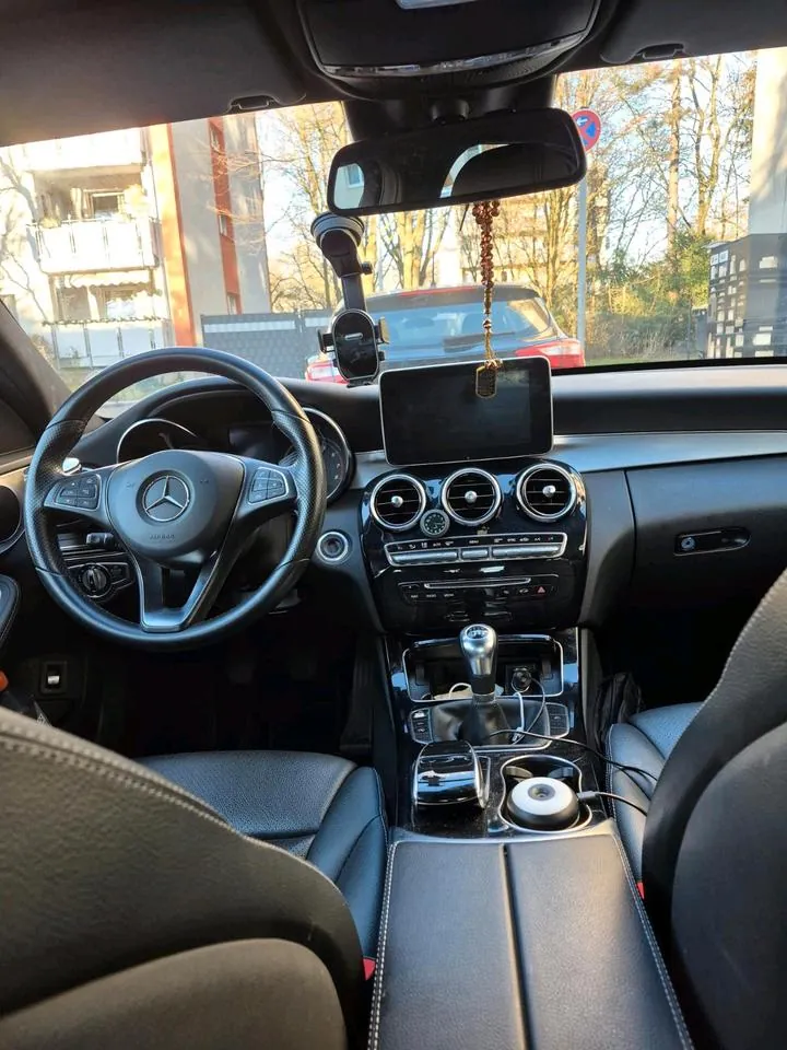 Mercedes-Benz C 180