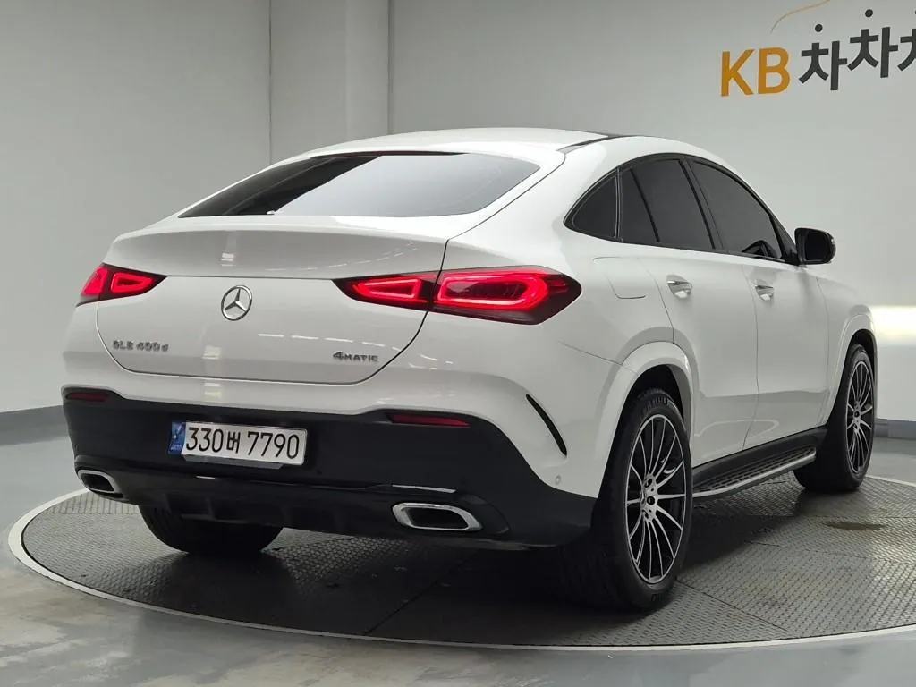 Mercedes-Benz Gle-Class 2022 photo 3