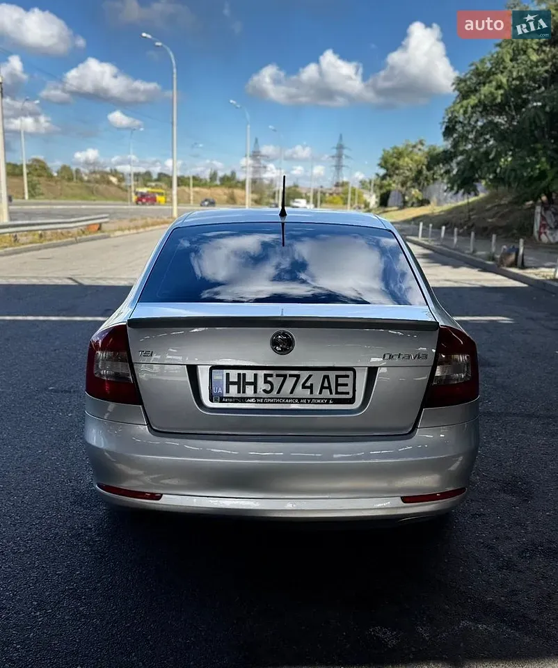 Skoda Octavia 2011 photo 5