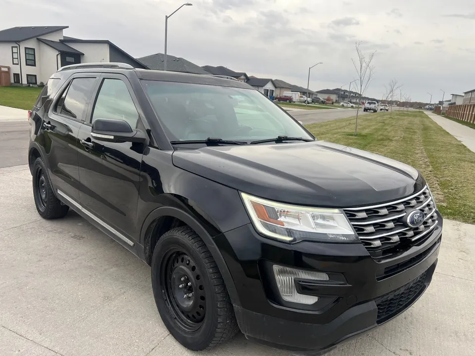 Ford Explorer 2016 photo 3