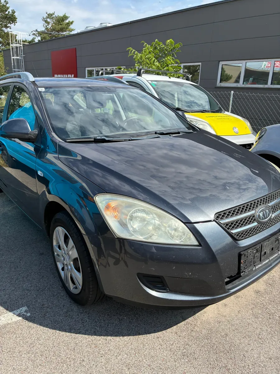 Kia Ceed 2008 photo 2