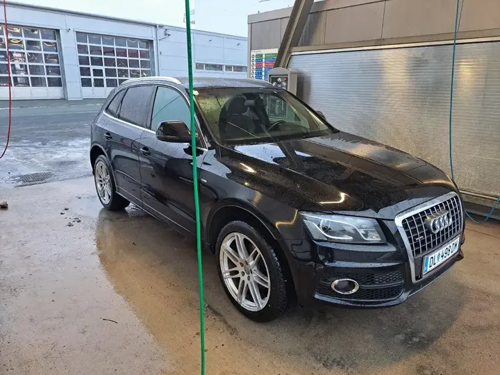 Audi Q5 2009 photo 2