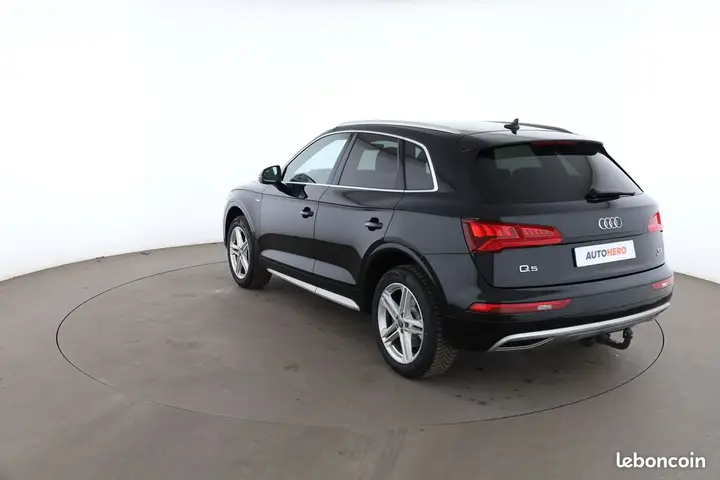 Audi Q5 2017 photo 2