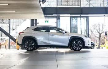 Lexus Ux 250H 2020 photo 3