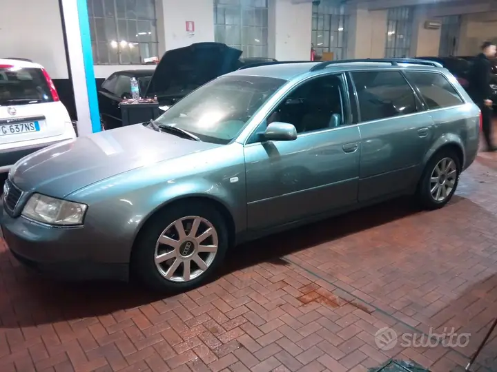 Audi A6 2000 photo 2