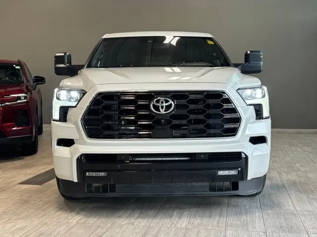 Toyota Sequoia 2025 photo 3