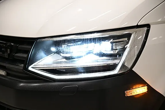 Volkswagen Transporter 2019 photo 2