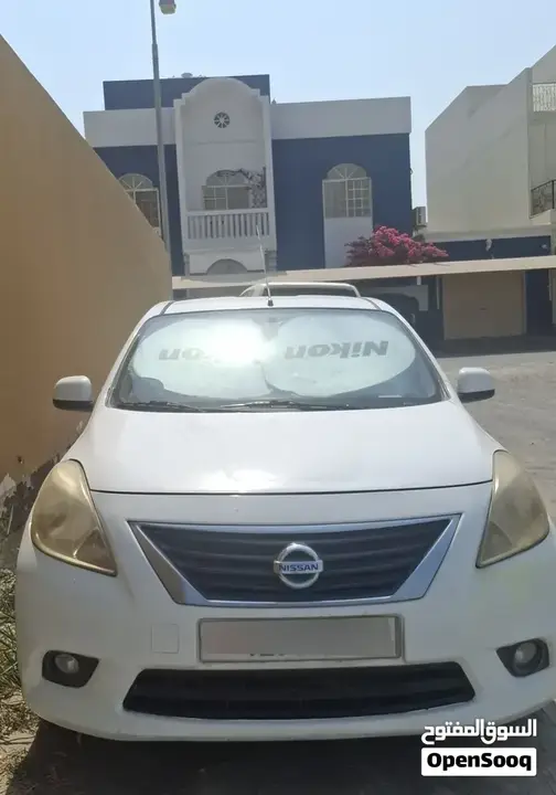 Nissan Sunny 2012 photo 4
