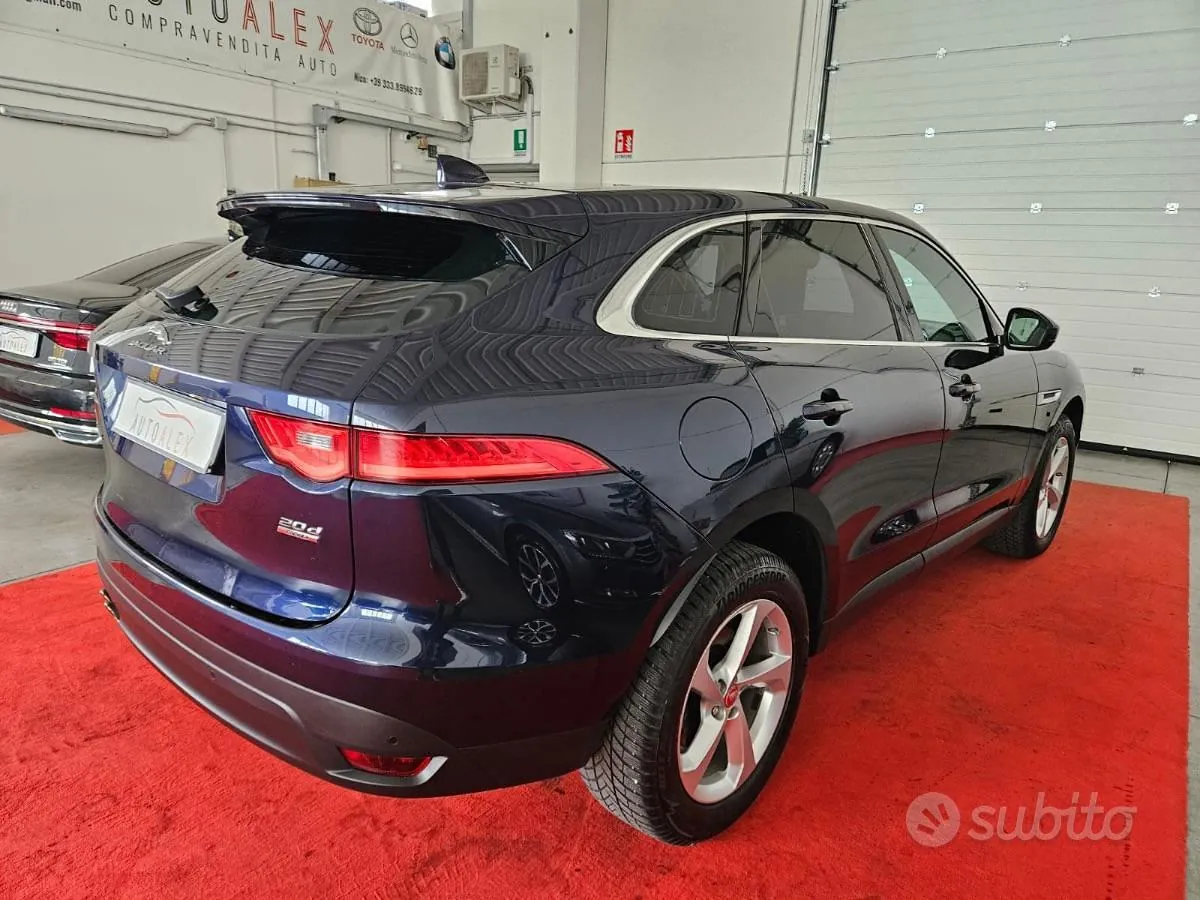 Jaguar F-Pace 2019 photo 4