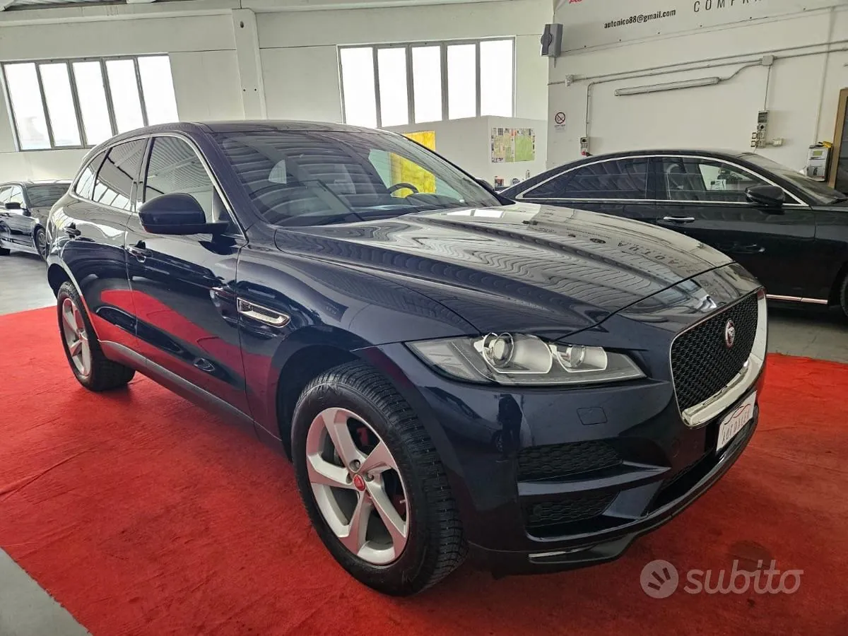 Jaguar F-Pace 2019 photo 3