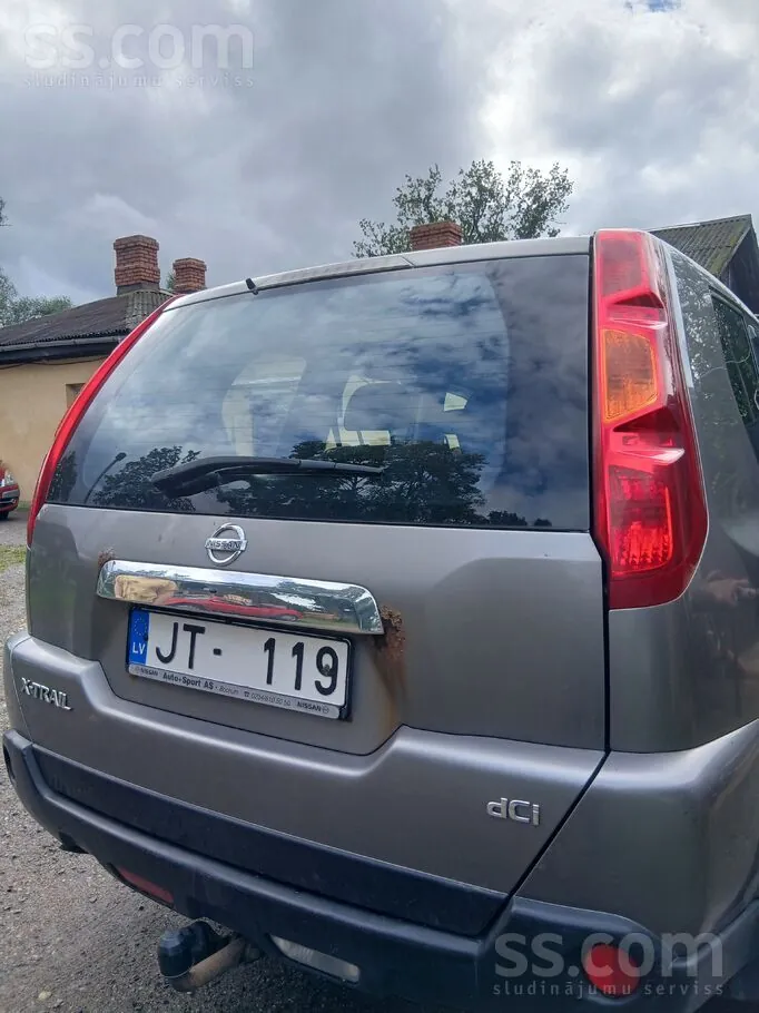 Nissan X-Trail 2008 photo 2