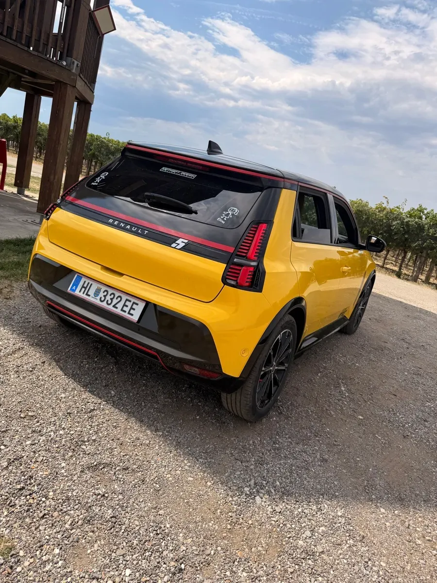 Renault R 5 2025 photo 3