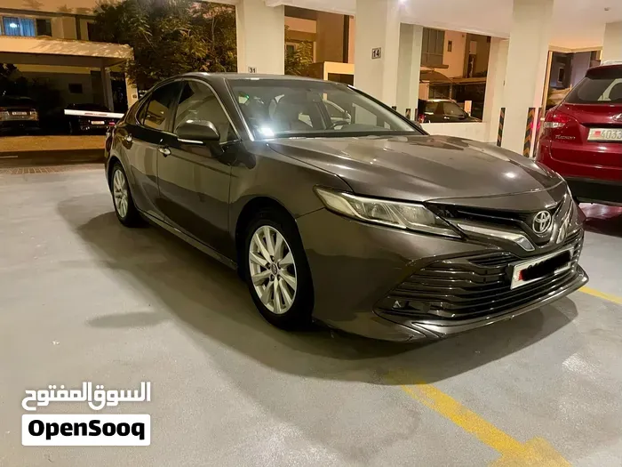 Toyota Camry 2018 photo 3