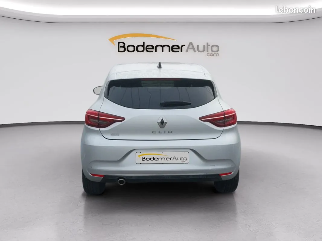 Renault Clio 2023 photo 4