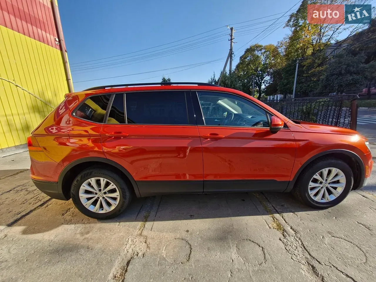 Volkswagen Tiguan 2019 photo 2