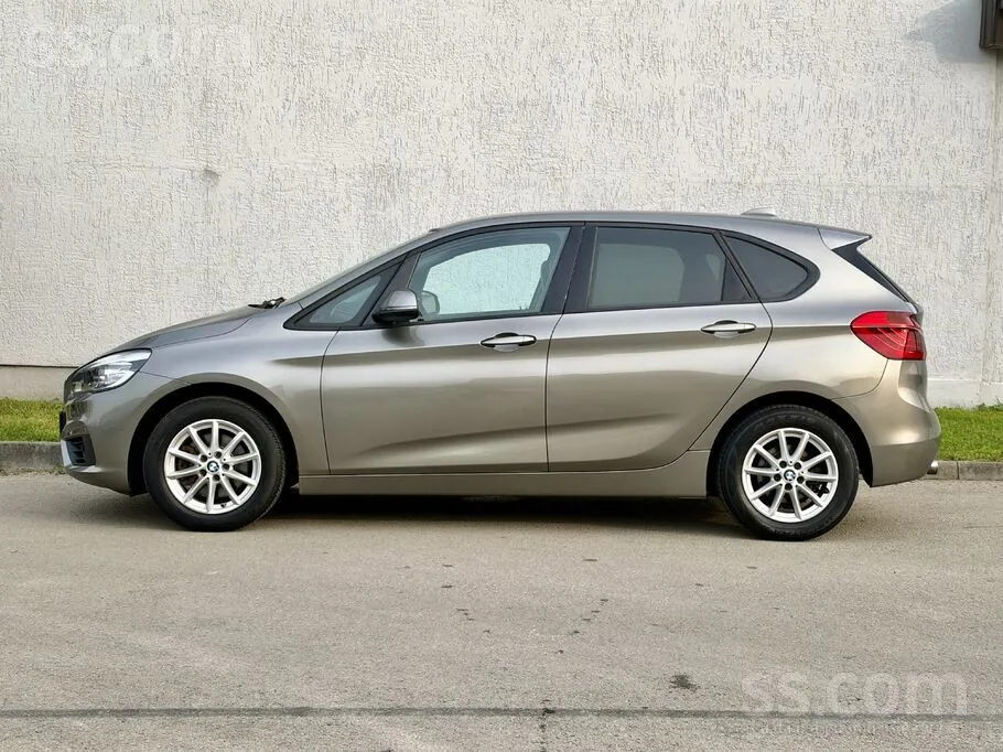 BMW 218 Active Tourer 2015 photo 4