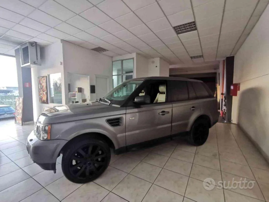 Land Rover Range Rover Sport 2009 photo 2