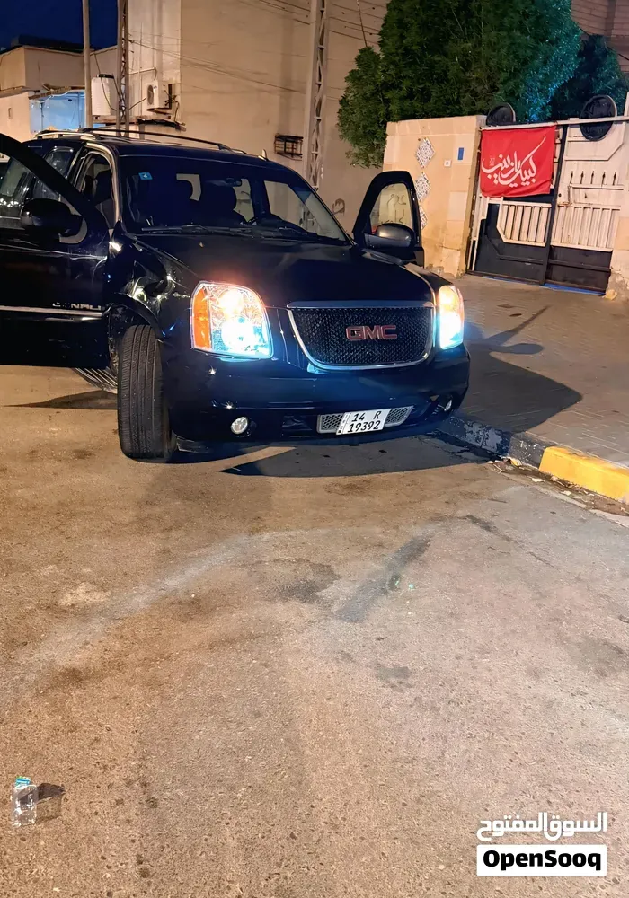 GMC Yukon Denali 2008 photo 3