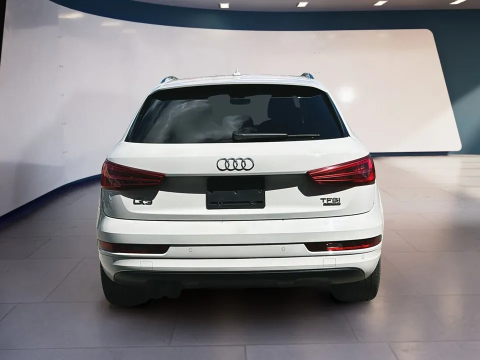 Audi Q3 2018 photo 4