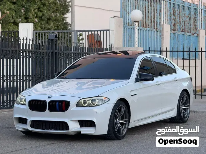 BMW 5 Series 2012 photo 3