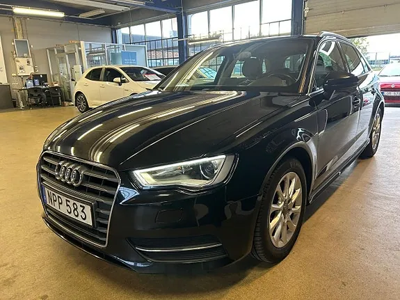 Audi A3 2015 photo 4