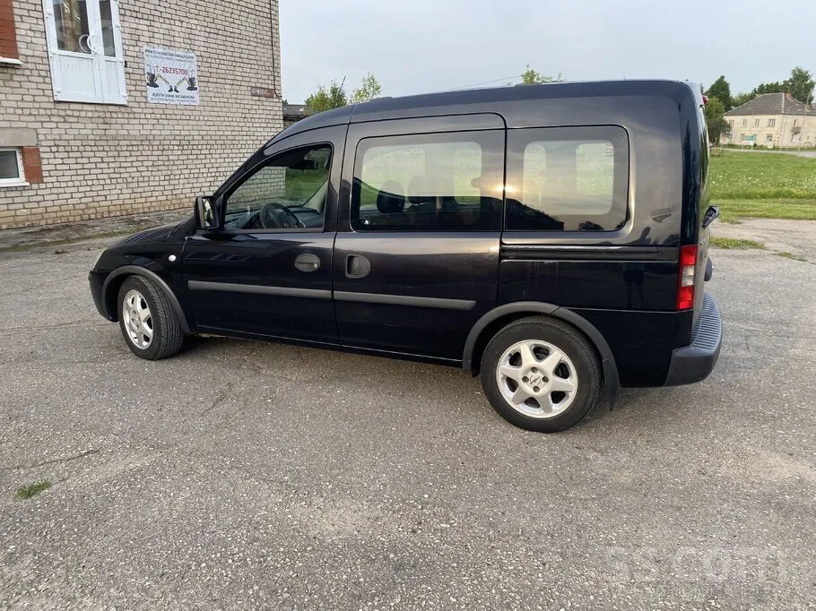 Opel Combo 2009 photo 2