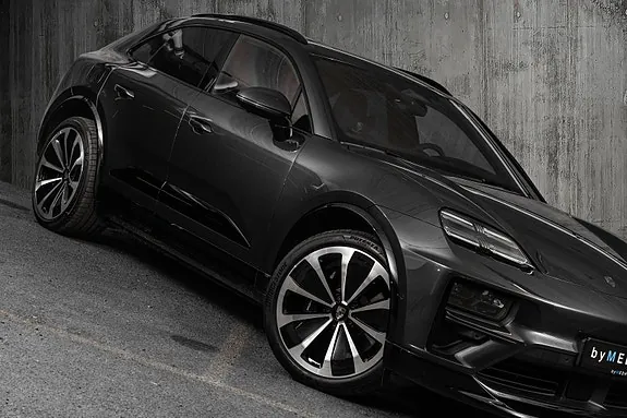 Porsche Macan Turbo 2024 photo 5