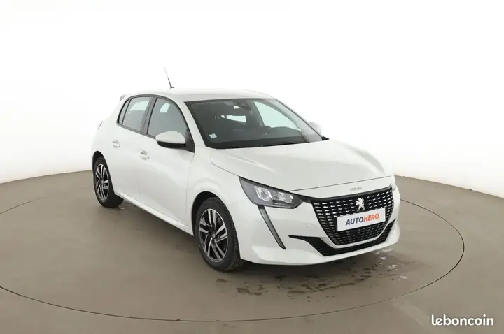 Peugeot 208 2020 photo 4
