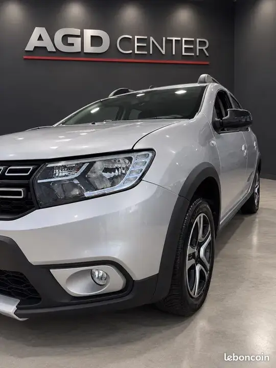 Dacia Sandero 2018 photo 4