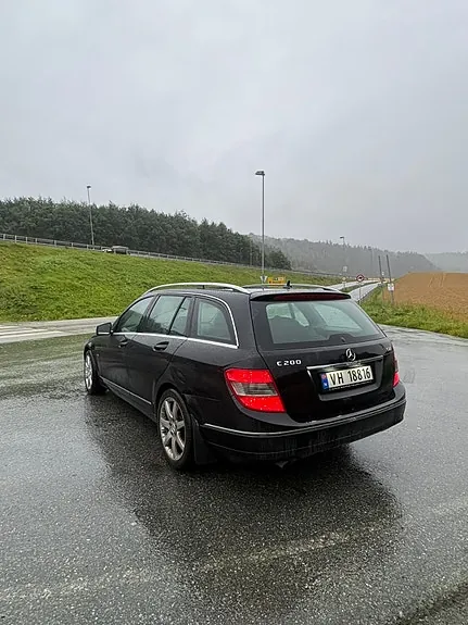 Mercedes-Benz C200 2009 photo 4