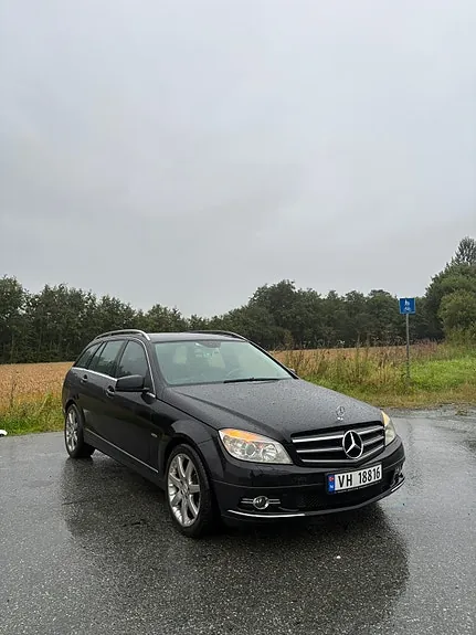 Mercedes-Benz C200 2009 photo 2