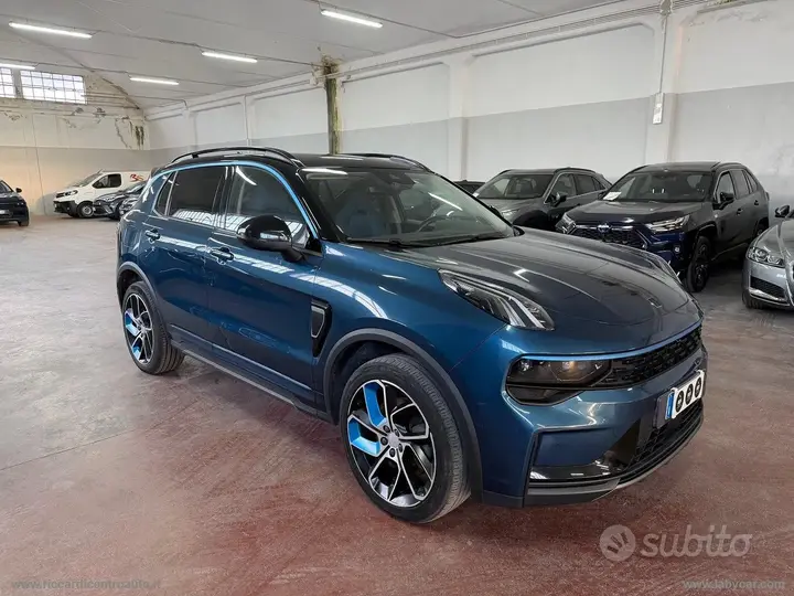 Lynk & Co 01 2022 photo 2