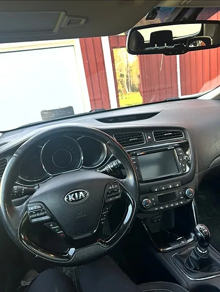 Kia Ceed 2015 photo 2