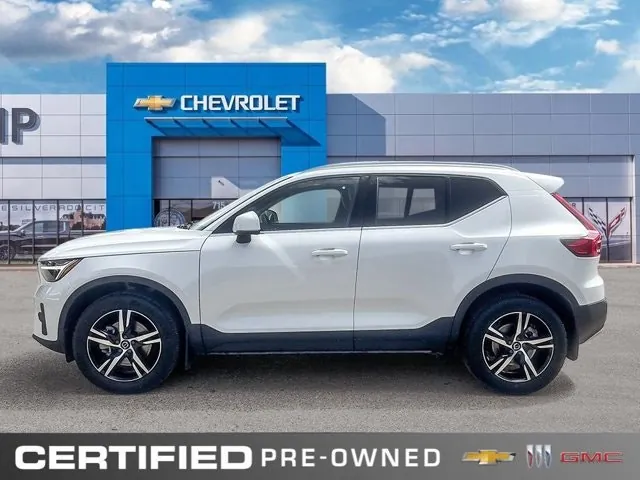 Volvo Xc40 2025 photo 2