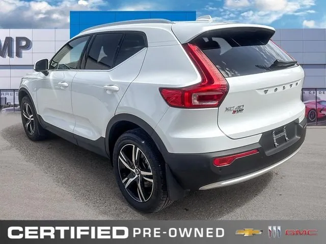 Volvo Xc40 2025 photo 4