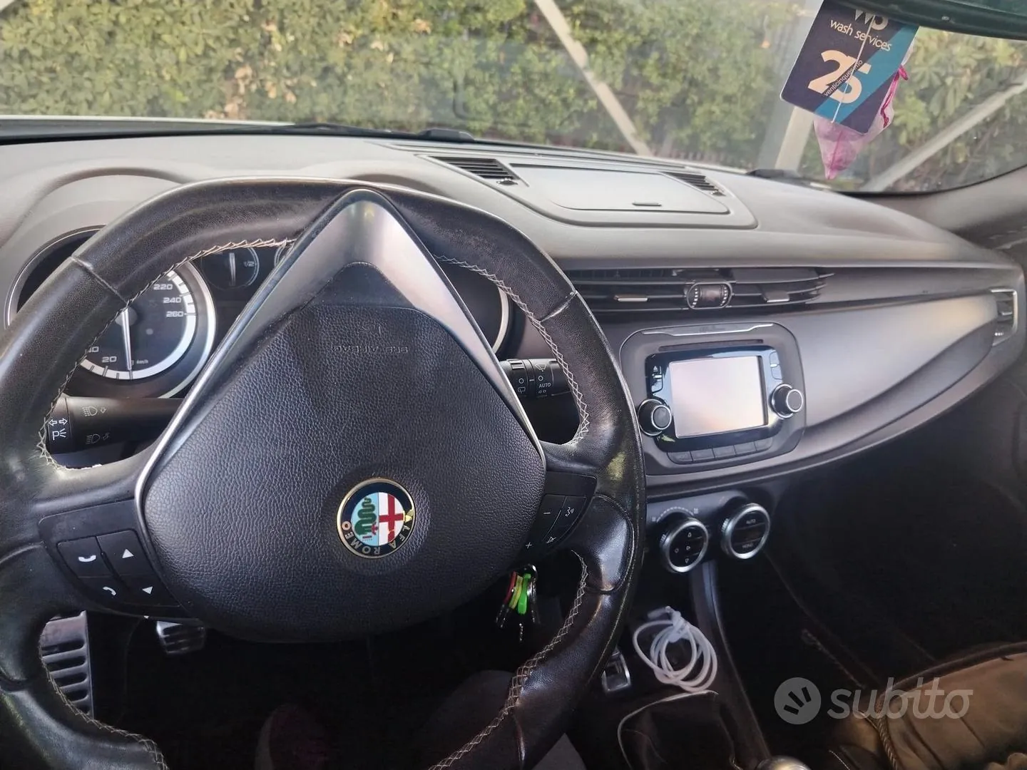 Alfa Romeo Giulietta 2014 photo 4