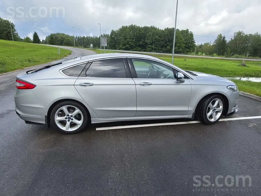 Ford Mondeo 2016 photo 2