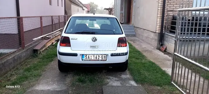 Volkswagen Golf 4 1999 photo 4